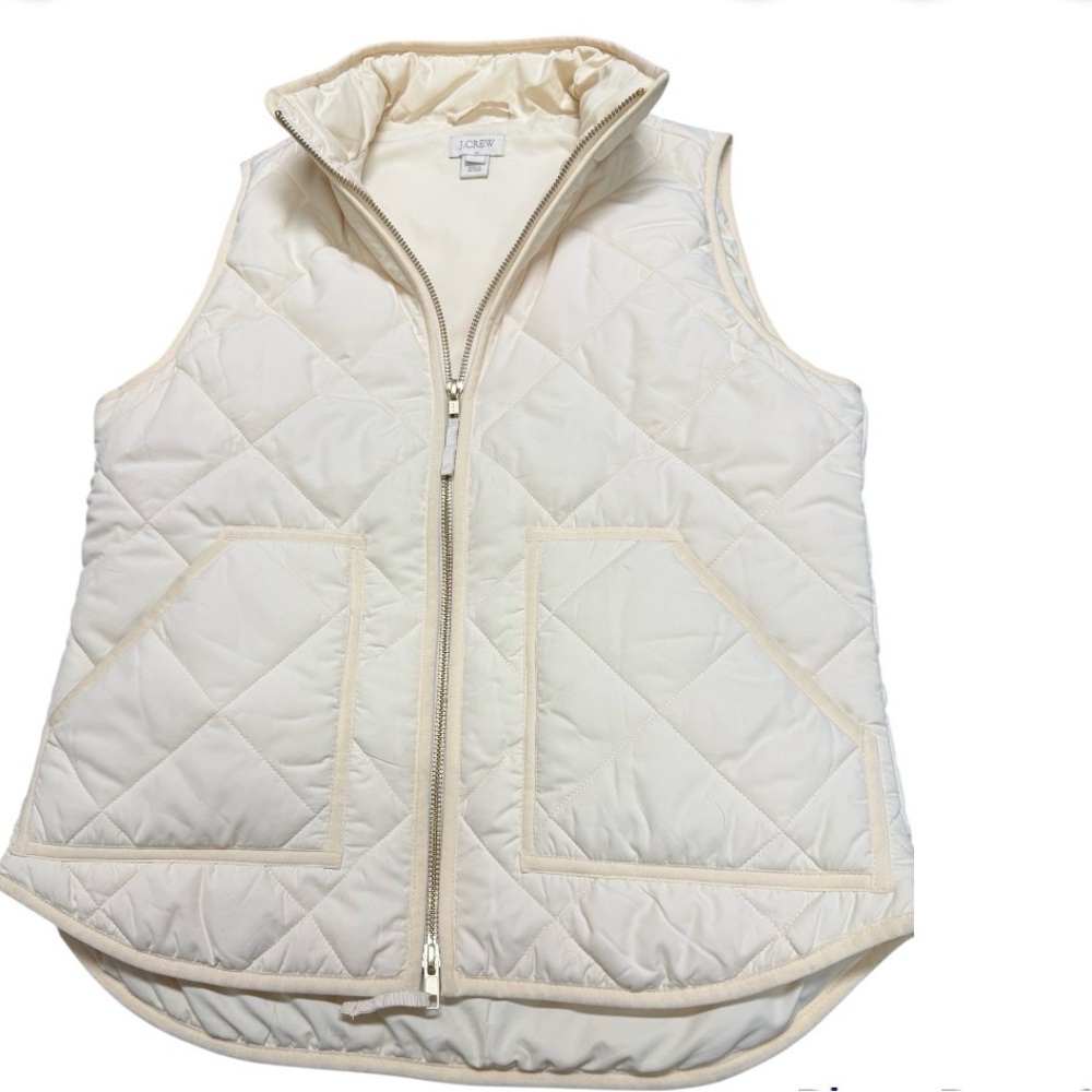 J. Crew Women's Excursion  Cream/ Ivory Quilted Vest Zip Front NWOT SZ S